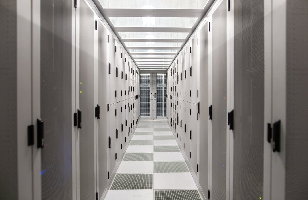Dataone Amsterdam Datacenter - High security server infrastructure with renewable power